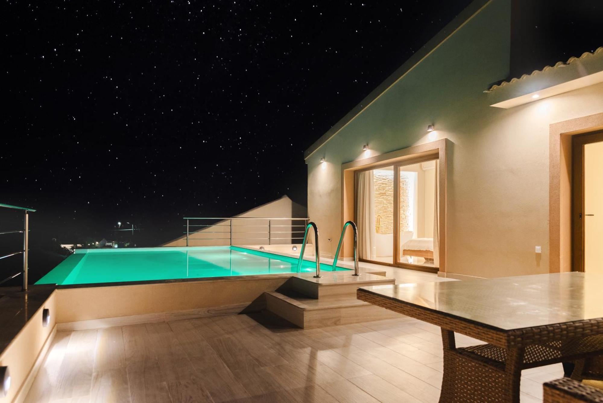 Villa Vasillis-Heated Swimming Pool With Infinity View Vitaládes Esterno foto