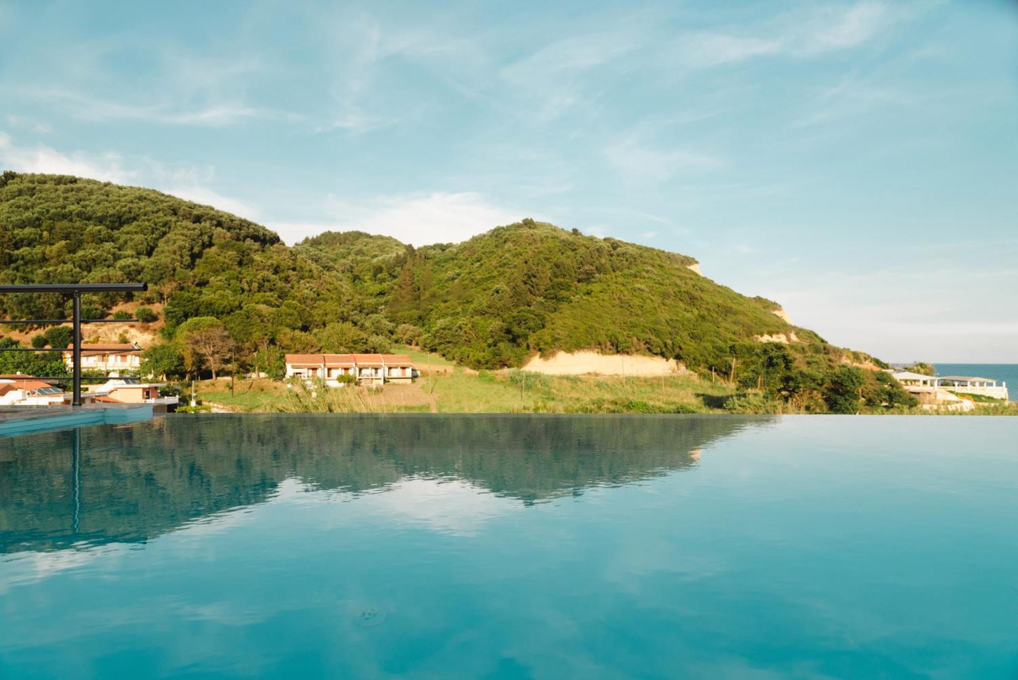 Villa Vasillis-Heated Swimming Pool With Infinity View Vitaládes Esterno foto