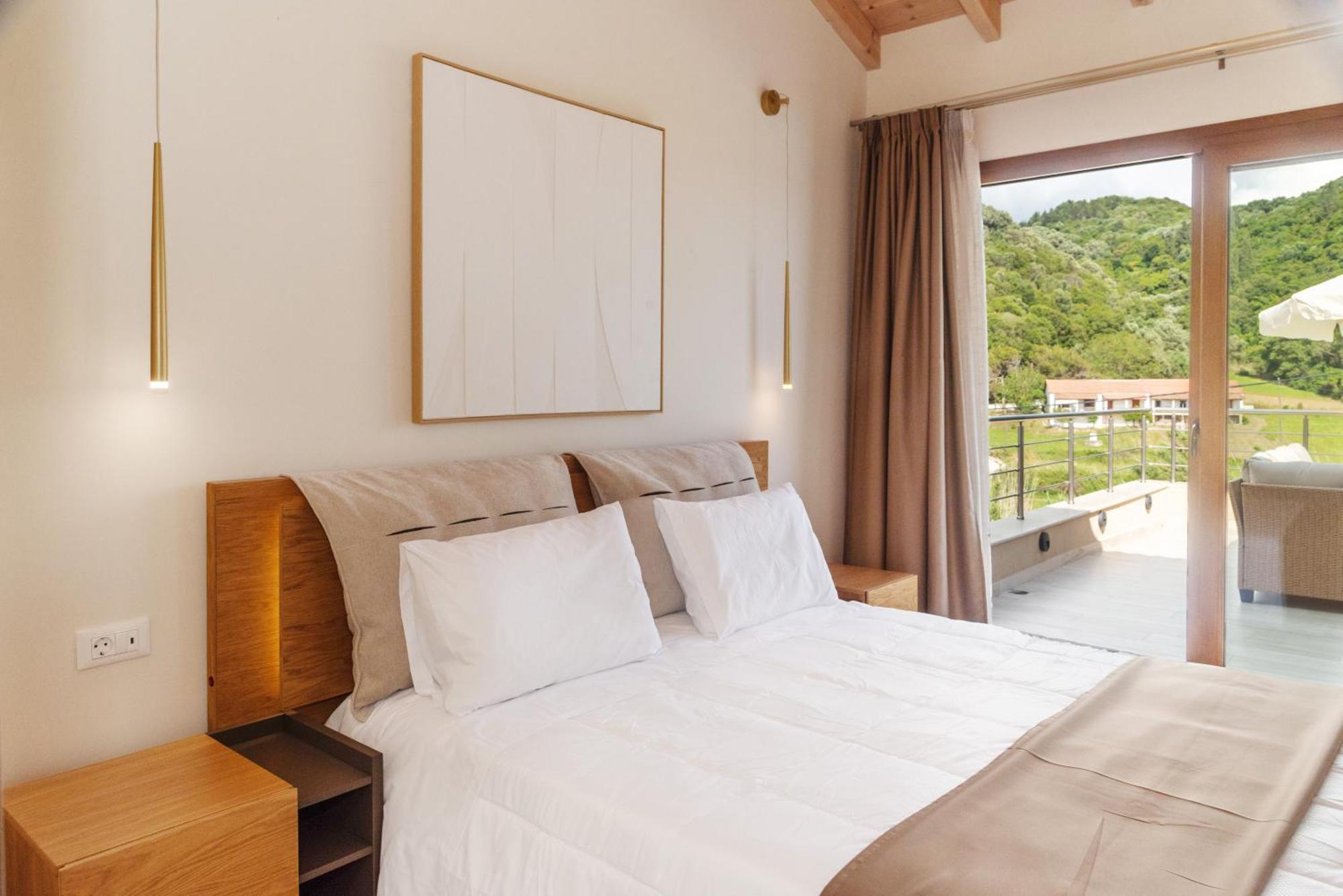 Villa Vasillis-Heated Swimming Pool With Infinity View Vitaládes Esterno foto