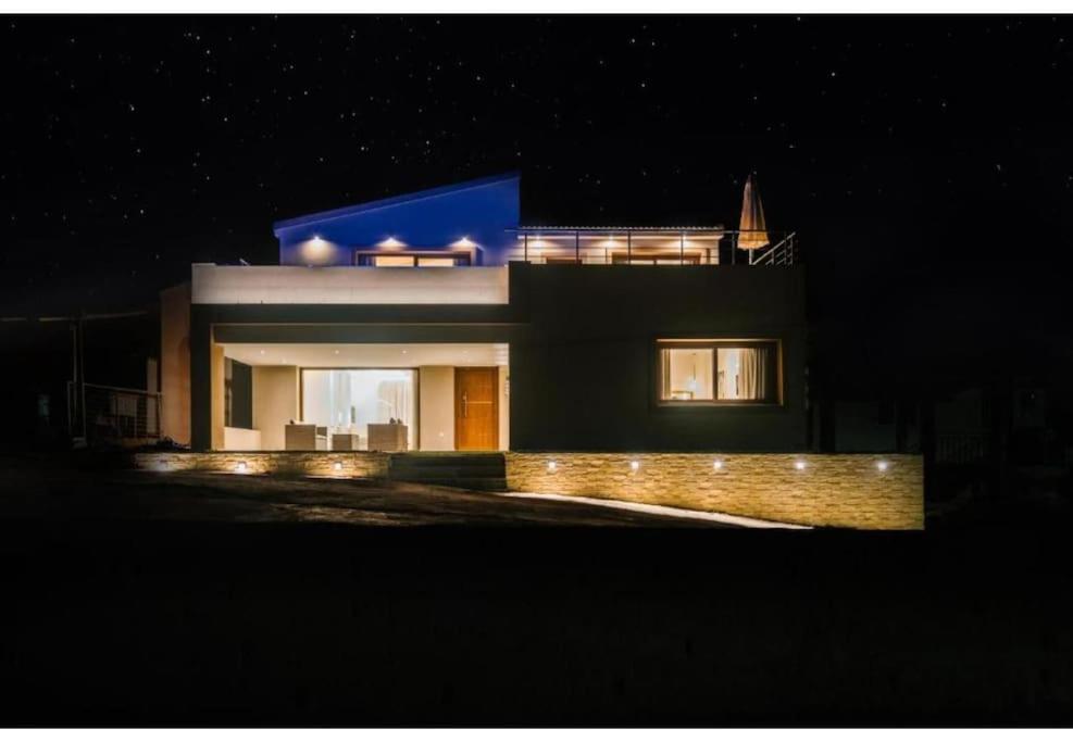 Villa Vasillis-Heated Swimming Pool With Infinity View Vitaládes Esterno foto