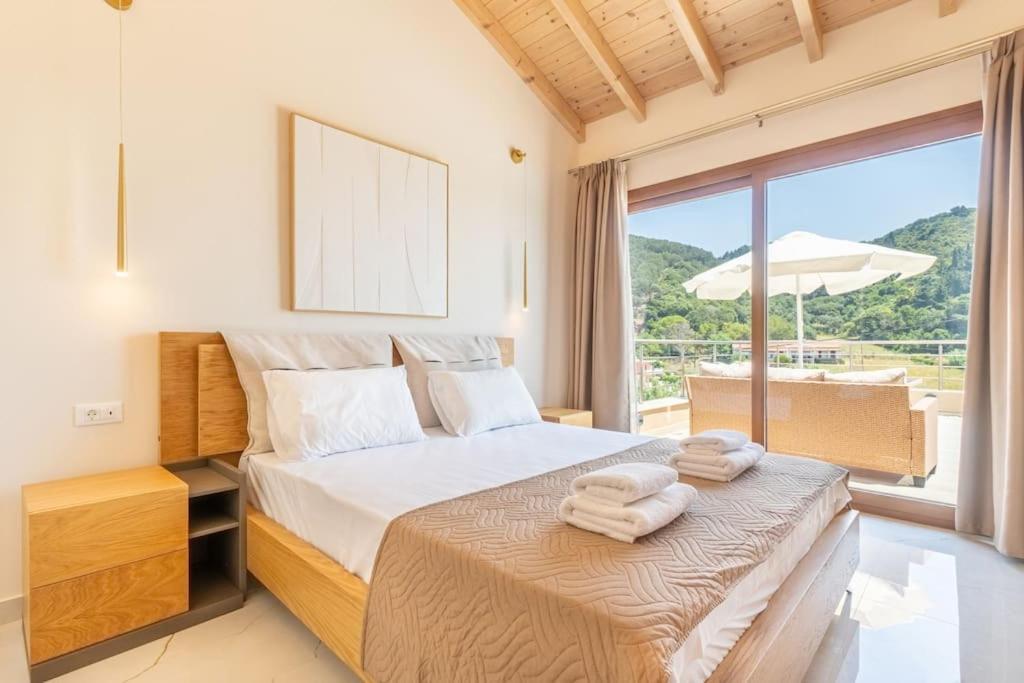 Villa Vasillis-Heated Swimming Pool With Infinity View Vitaládes Esterno foto